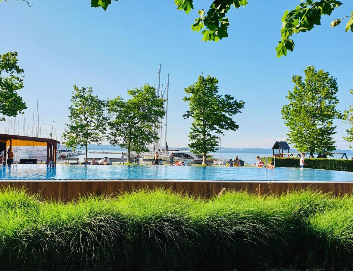 Butique Apartman Balatonlelle Eksteriør bilde